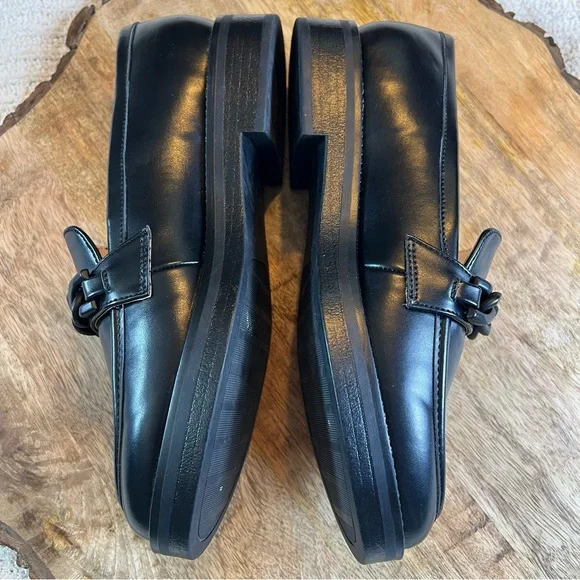 Marc Fisher Black Leather Loafers Lug with Chain Detail Slip On Festival - Picture 9 of 15